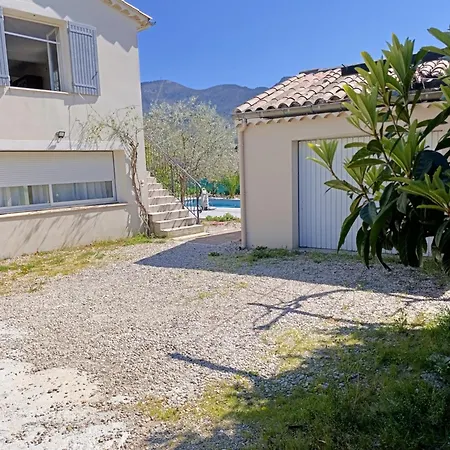 Maison Avec Jardin Et Piscine Privee 尼翁