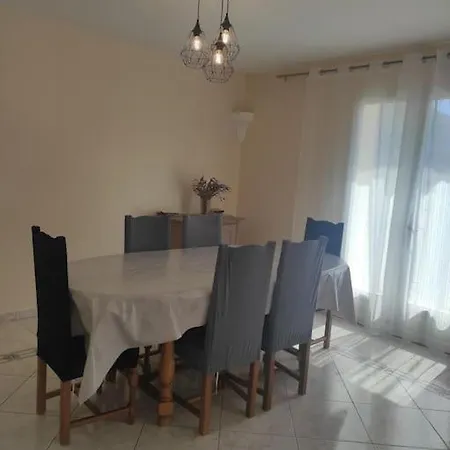 Maison Avec Jardin Et Piscine Privee *
