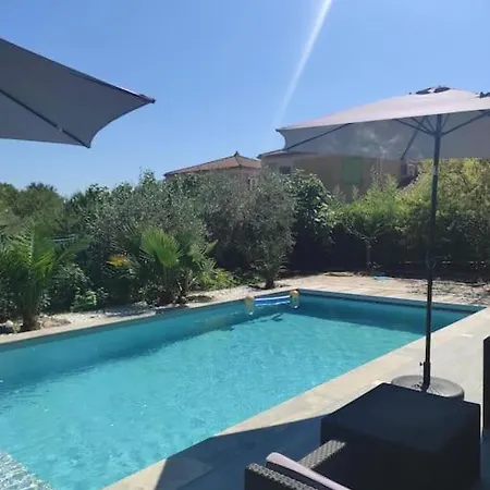 Holiday home Maison Avec Jardin Et Piscine Privee Nyons