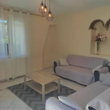 Maison Avec Jardin Et Piscine Privee Holiday home