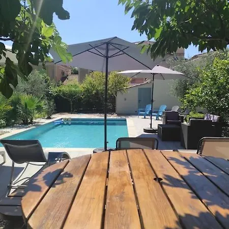 Holiday home Maison Avec Jardin Et Piscine Privee Nyons